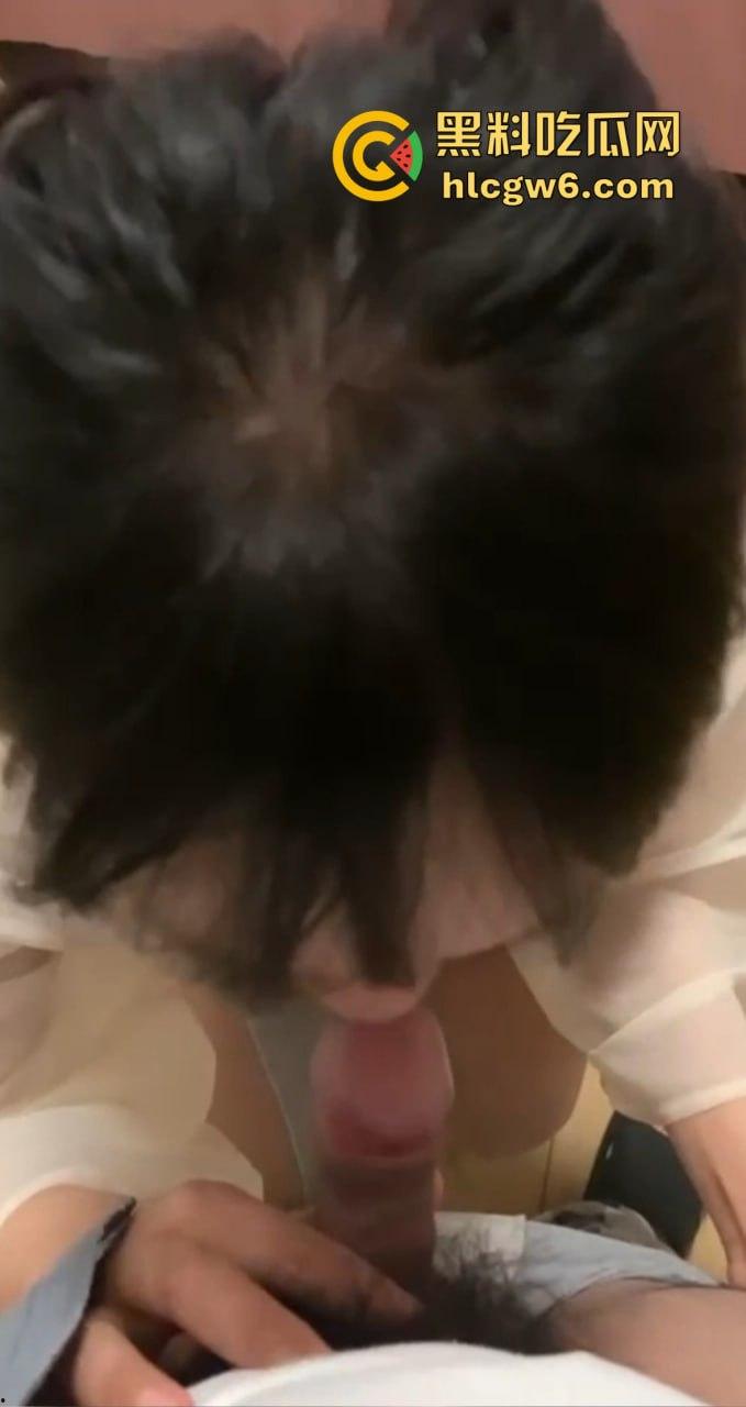 江苏绿帽癖朋友笔记本意外曝光私密性爱视频！老婆在床上大尺度回应他换人也行，朋友关系铁到不知如何下手！-5